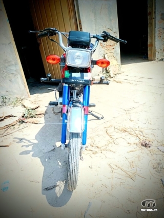 Honda CD 70 by 