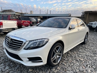 Mercedez Benz S Class by 