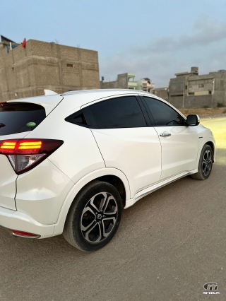 Honda Vezel by 