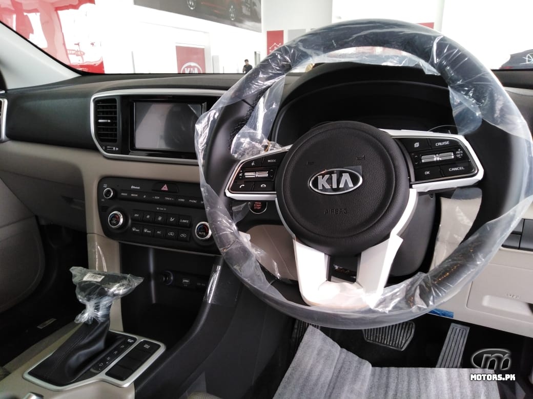 Kia Sportage 2022 Images | Motors.pk